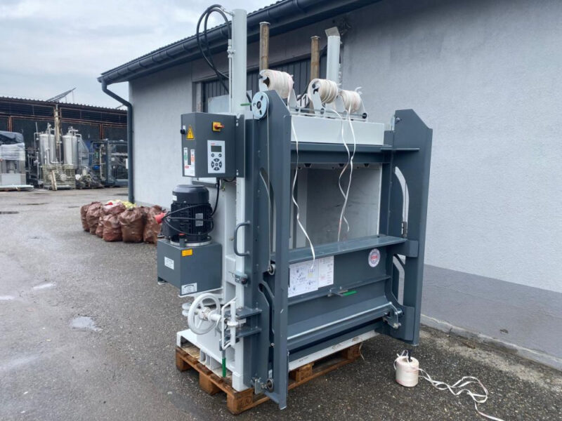 Prasa belująca HSM V-Press 825 plus pro – do makulatury, folii i tworzyw sztucznych