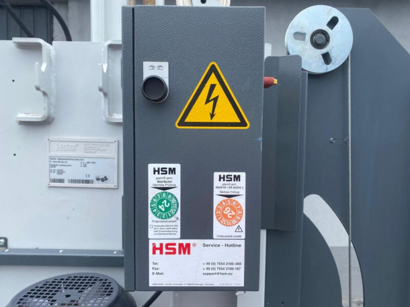 Prasa belująca HSM V-Press 825 plus pro – do makulatury, folii i tworzyw sztucznych