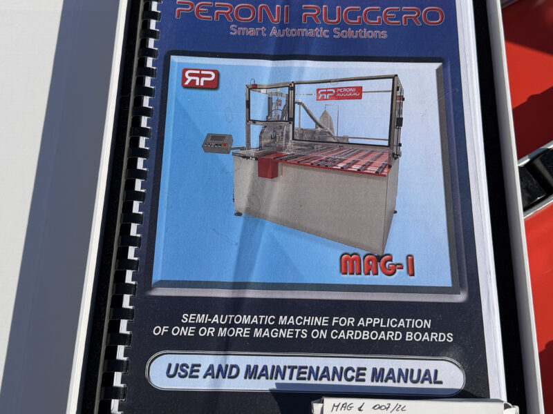 MAG 1 Peroni Ruggero - Półautomatyczna maszyna do aplikacji magnesów i płytek metalowych w opakowaniach premium