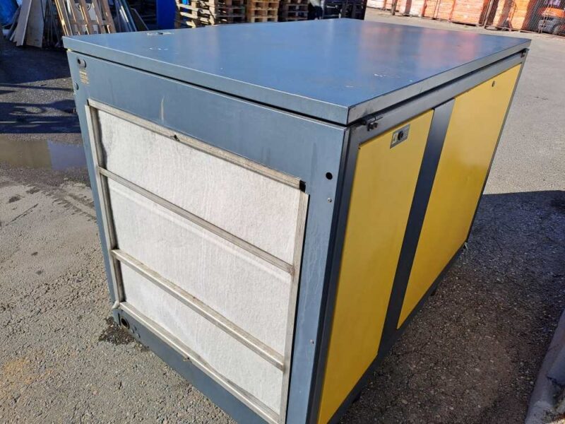 Sprężarka śrubowa KAESER CS121 – 75 kW, 750 m³/h