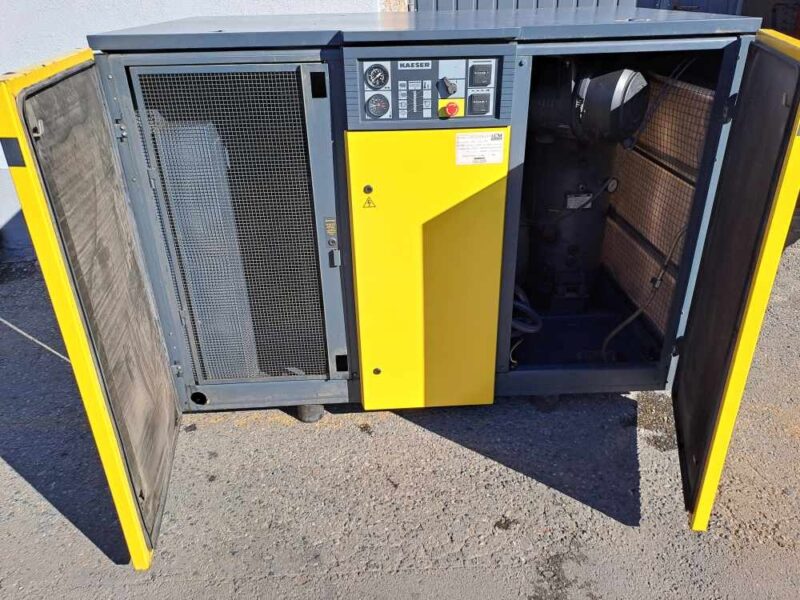 Sprężarka śrubowa KAESER CS121 – 75 kW, 750 m³/h