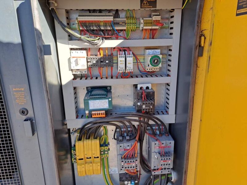 Sprężarka śrubowa KAESER CS121 – 75 kW, 750 m³/h