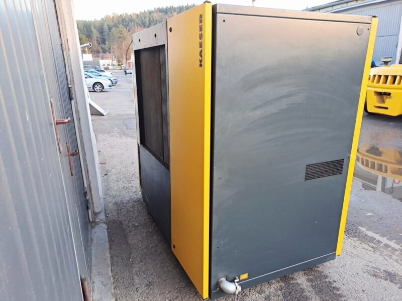 Sprężarka śrubowa KAESER CSDX 140 – 75 kW, 15 bar