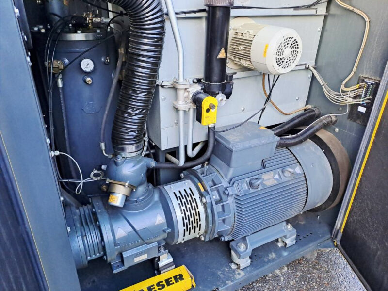 Sprężarka śrubowa KAESER CSDX 140 – 75 kW, 15 bar