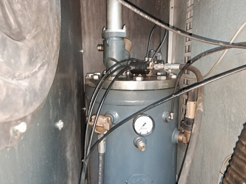 Sprężarka śrubowa KAESER CSDX 140 – 75 kW, 15 bar