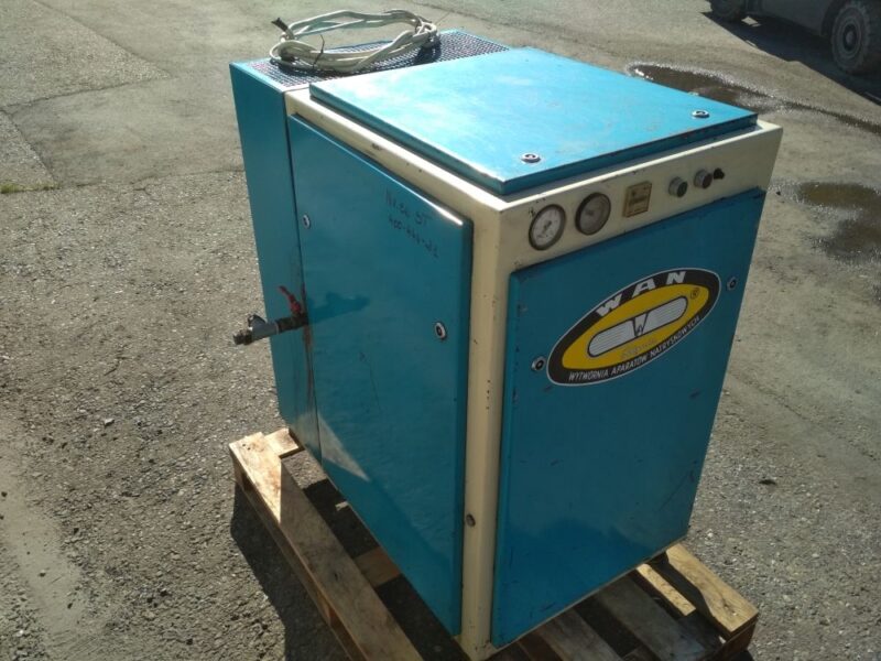 Kompresor śrubowy WAN NK-60 – 15 kW, 15 bar